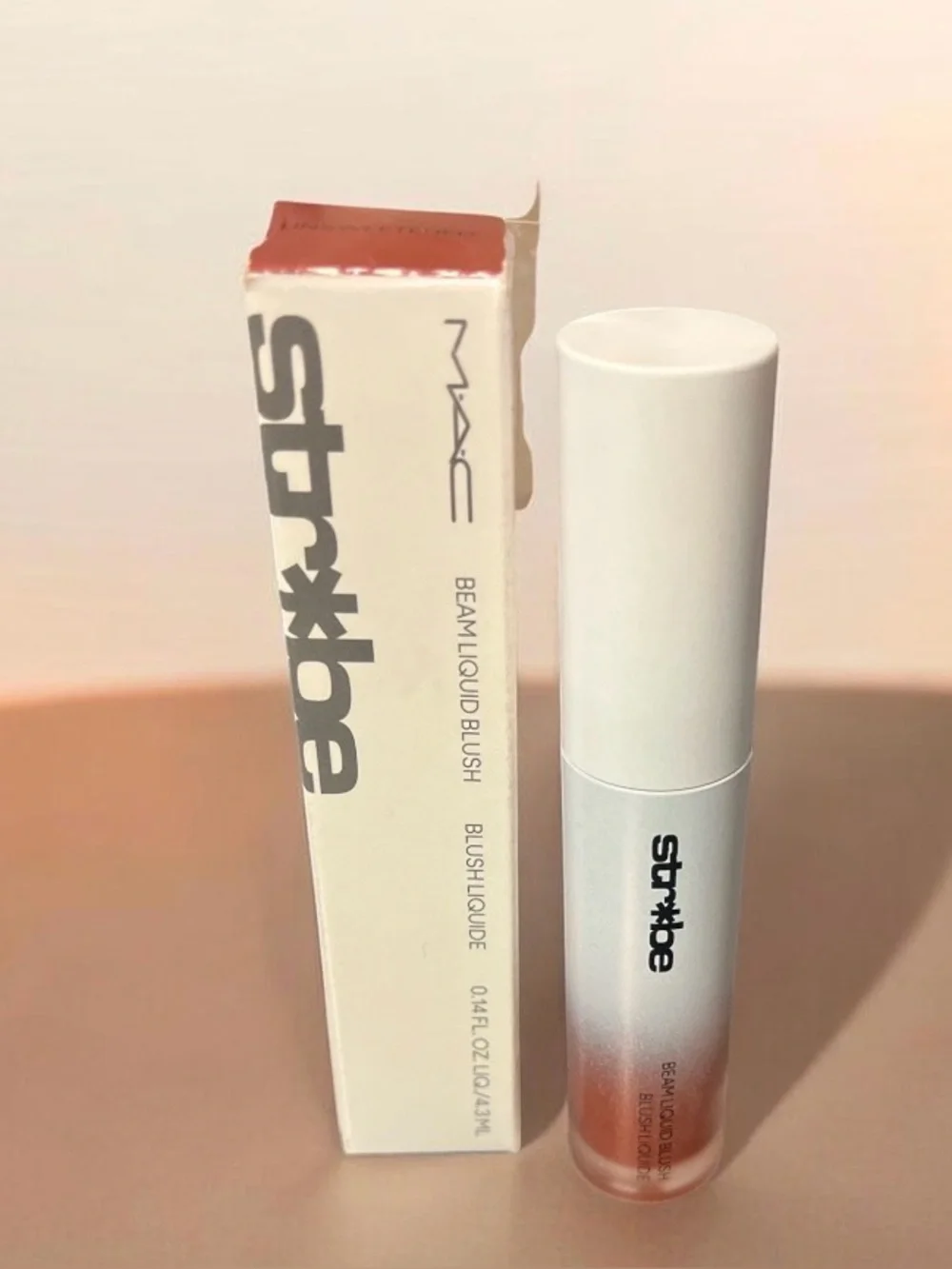 MAC Cosmetics Strobe Beam Liquid Blush in Unsweetened